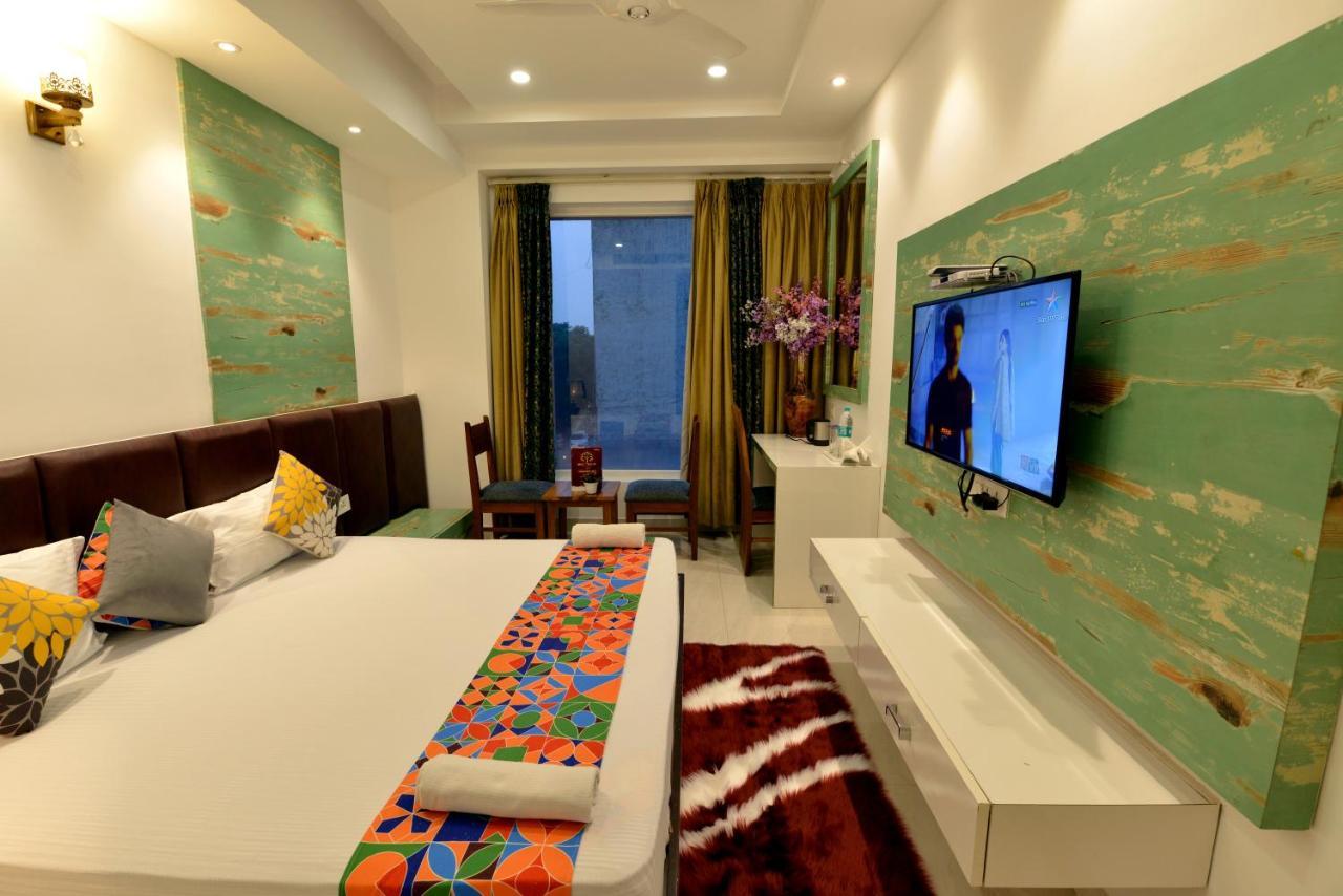 Hotel The Yellow Nayagaon Ngoại thất bức ảnh
