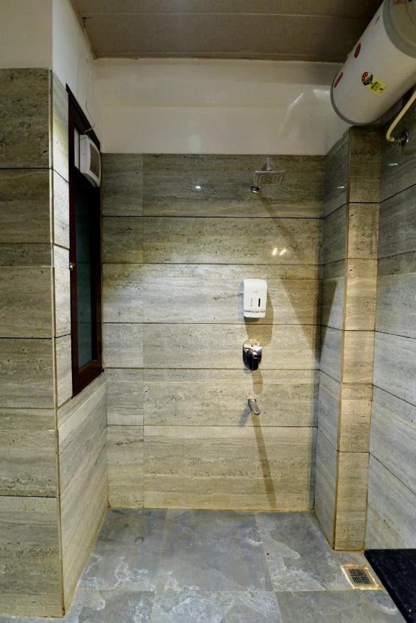 Hotel The Yellow Nayagaon Ngoại thất bức ảnh