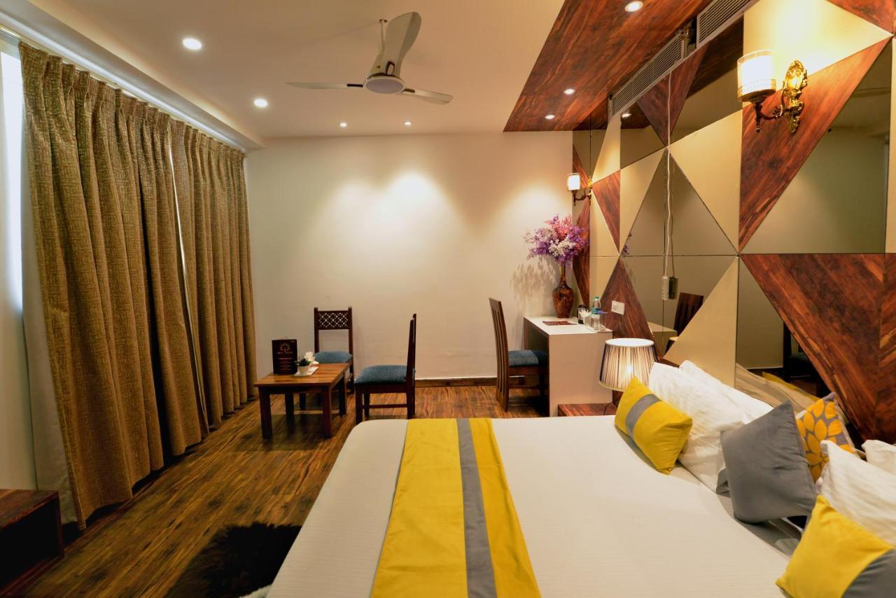 Hotel The Yellow Nayagaon Ngoại thất bức ảnh