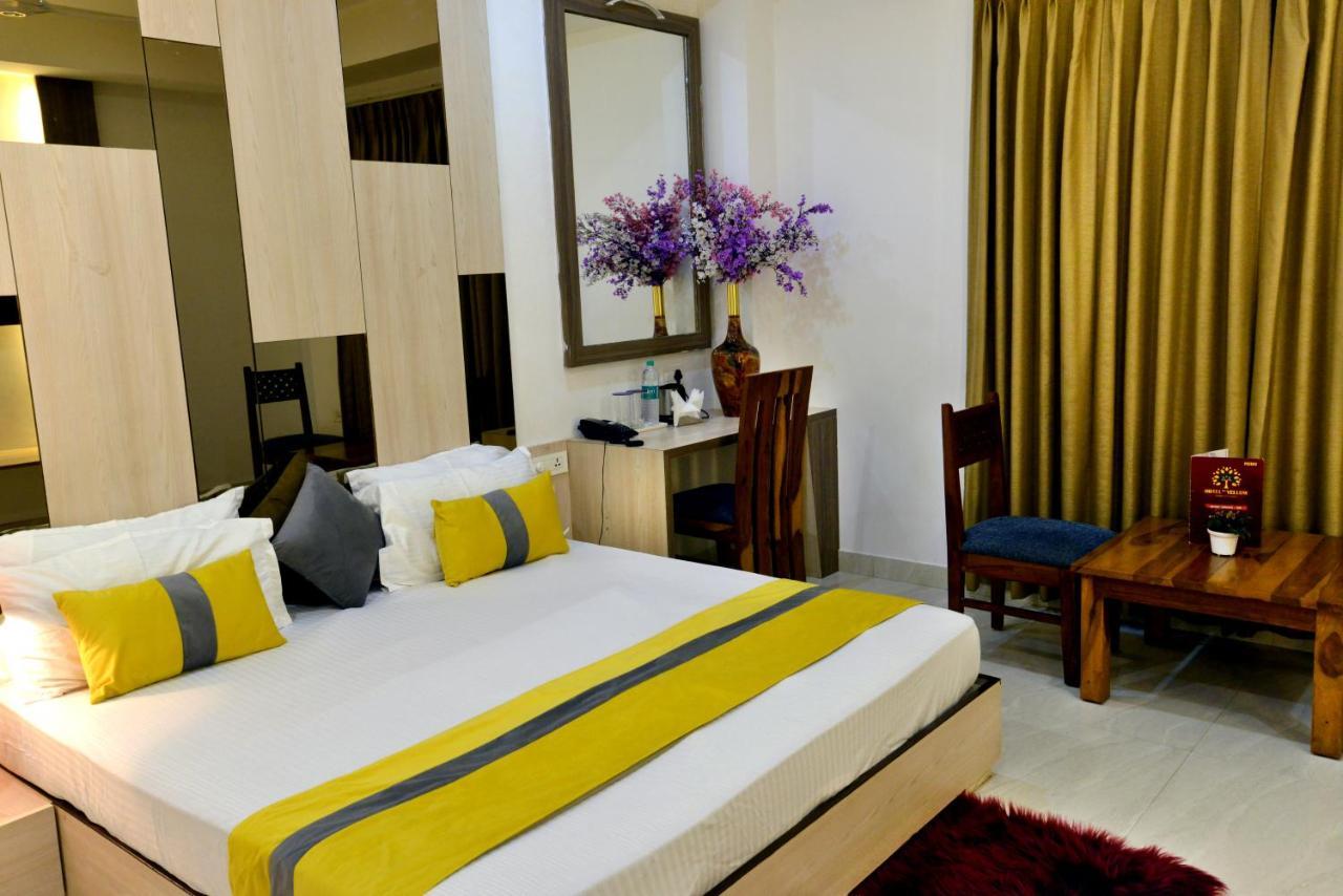 Hotel The Yellow Nayagaon Ngoại thất bức ảnh